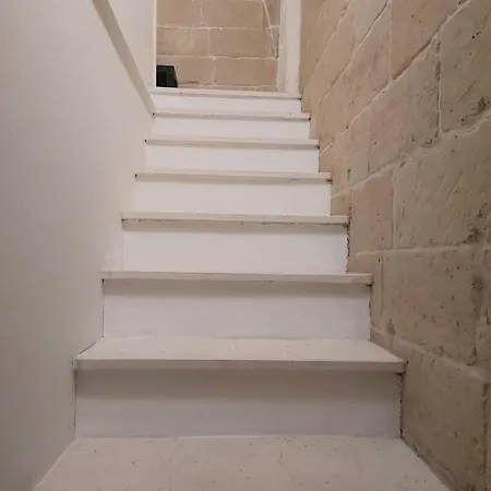 Bed and Breakfast White Λέτσε