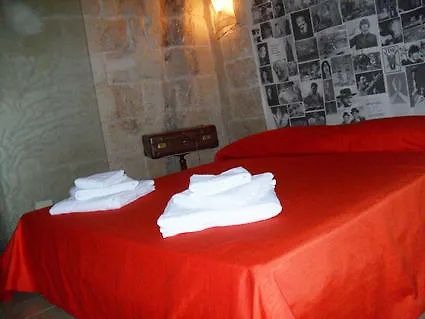 Bed and Breakfast White 2*