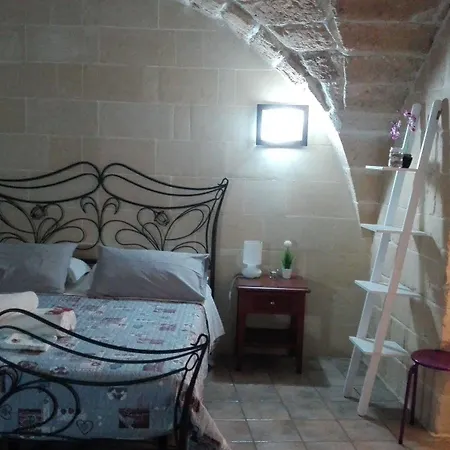 Bed and Breakfast White Λέτσε